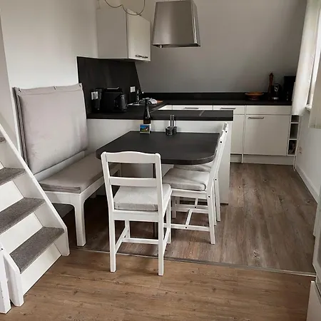 Und Haushaelfte Friesland Midlum (Schleswig-Holstein)