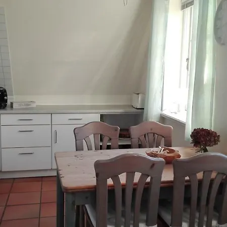 Und Haushaelfte Friesland *