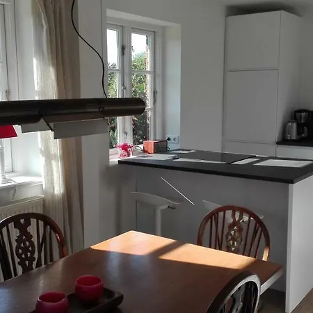 Und Haushaelfte Friesland Midlum (Schleswig-Holstein)